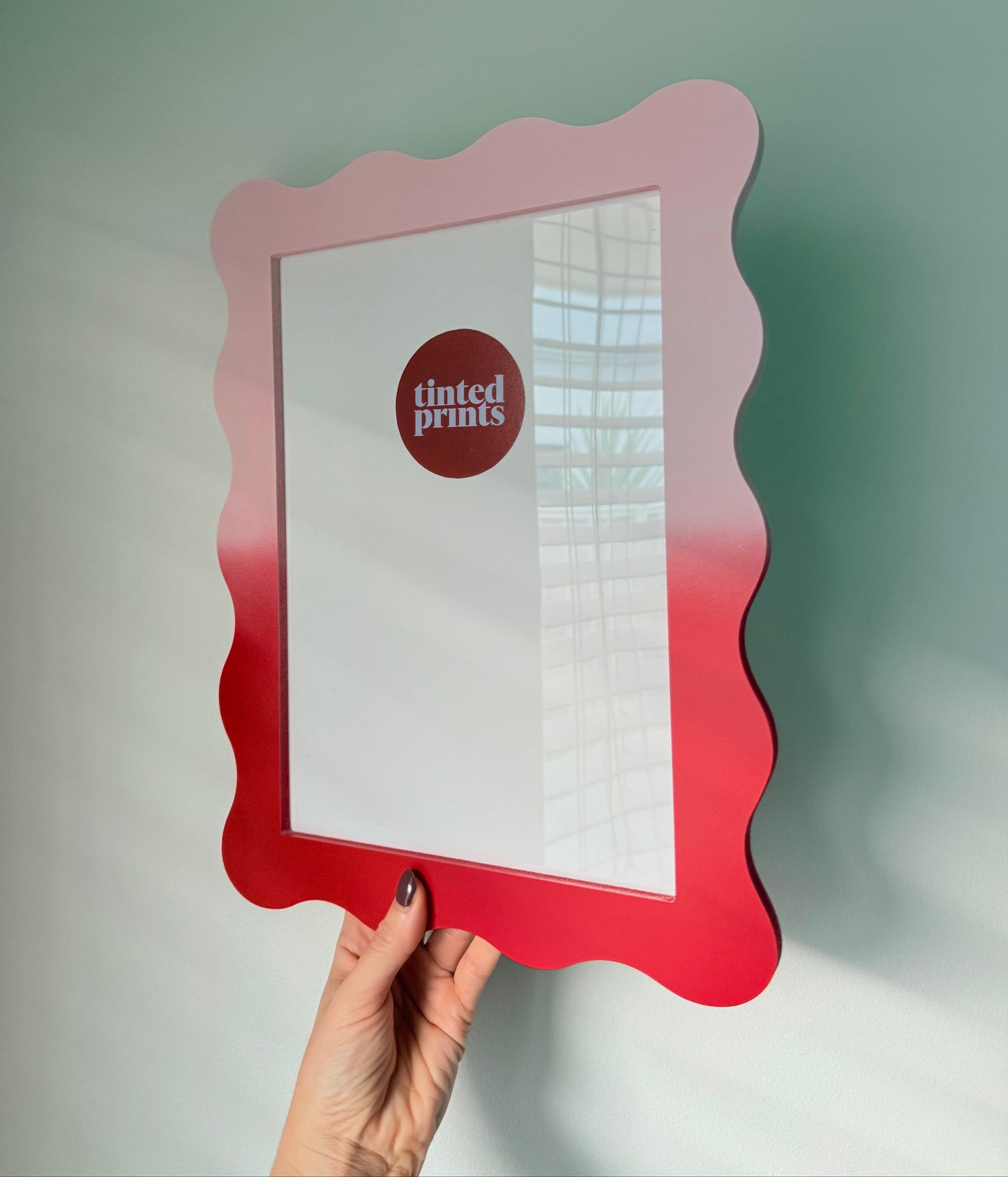 A4 Ombre Red Pink Wavy Frame