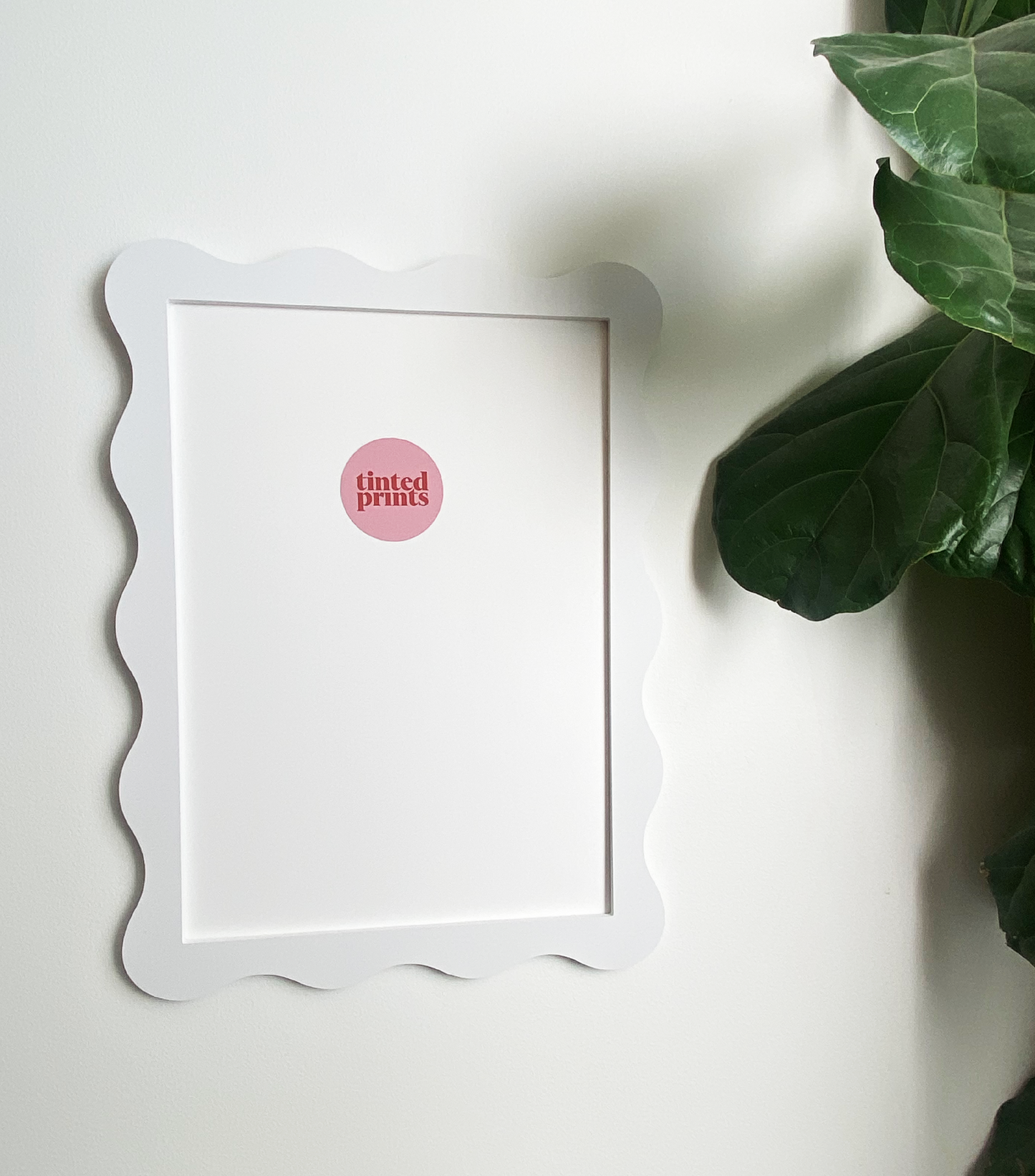 A3 White Wavy Frame