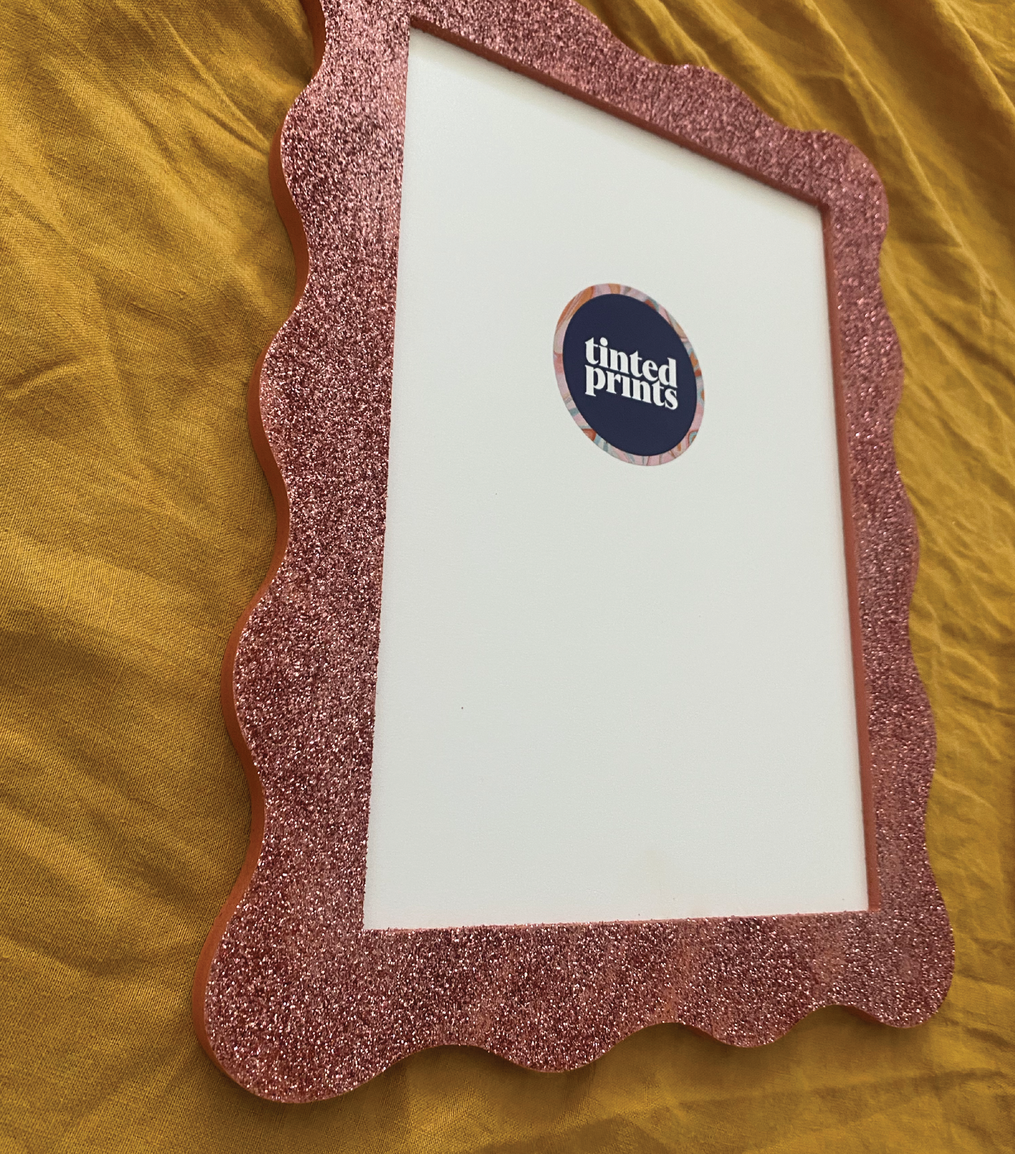 A4 Glitter Pink Wavy Frame