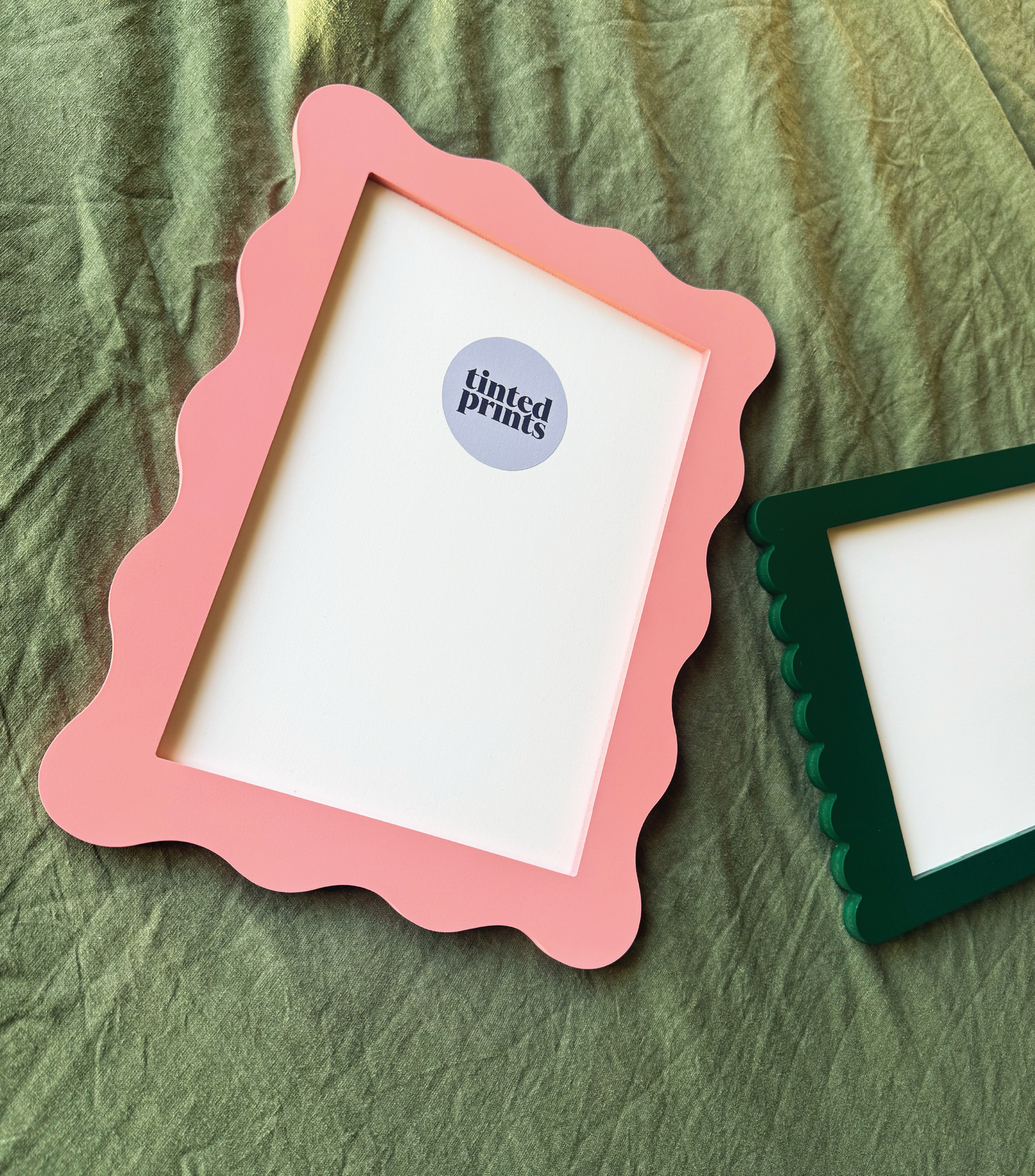 A4 Dusty Pink Wavy Frame