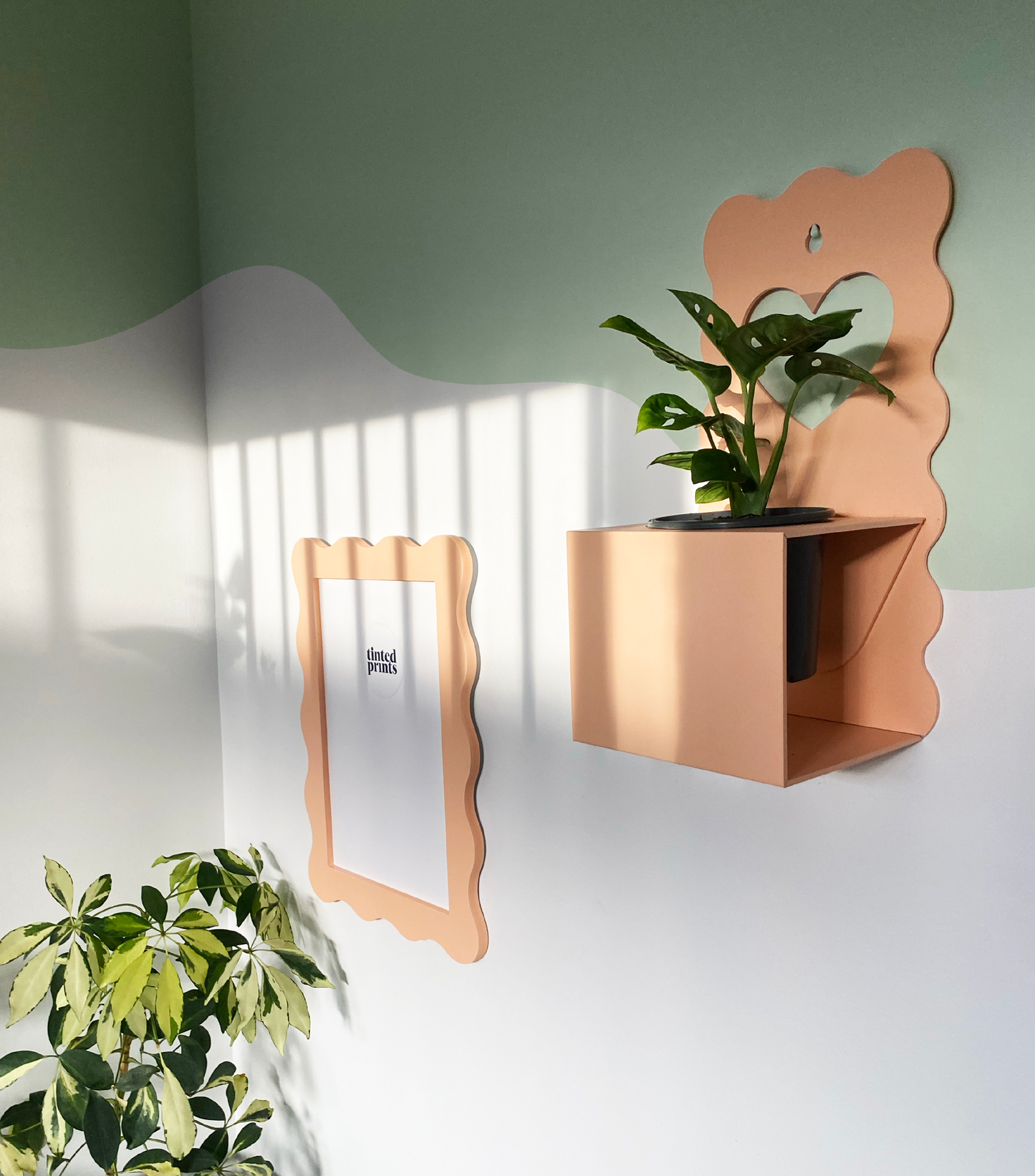 A4 Peach Wavy Frame