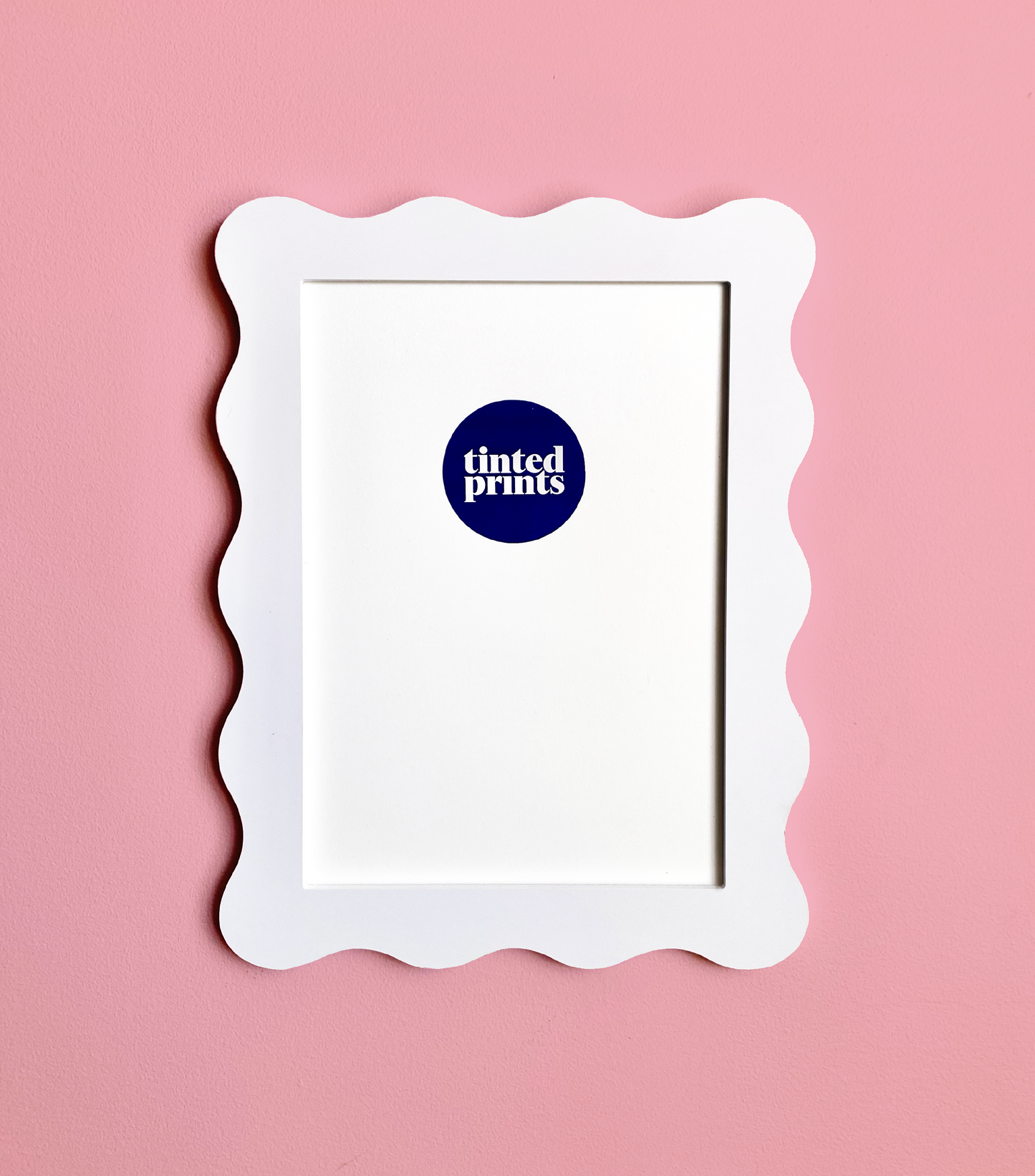 A4 White Wavy Frame