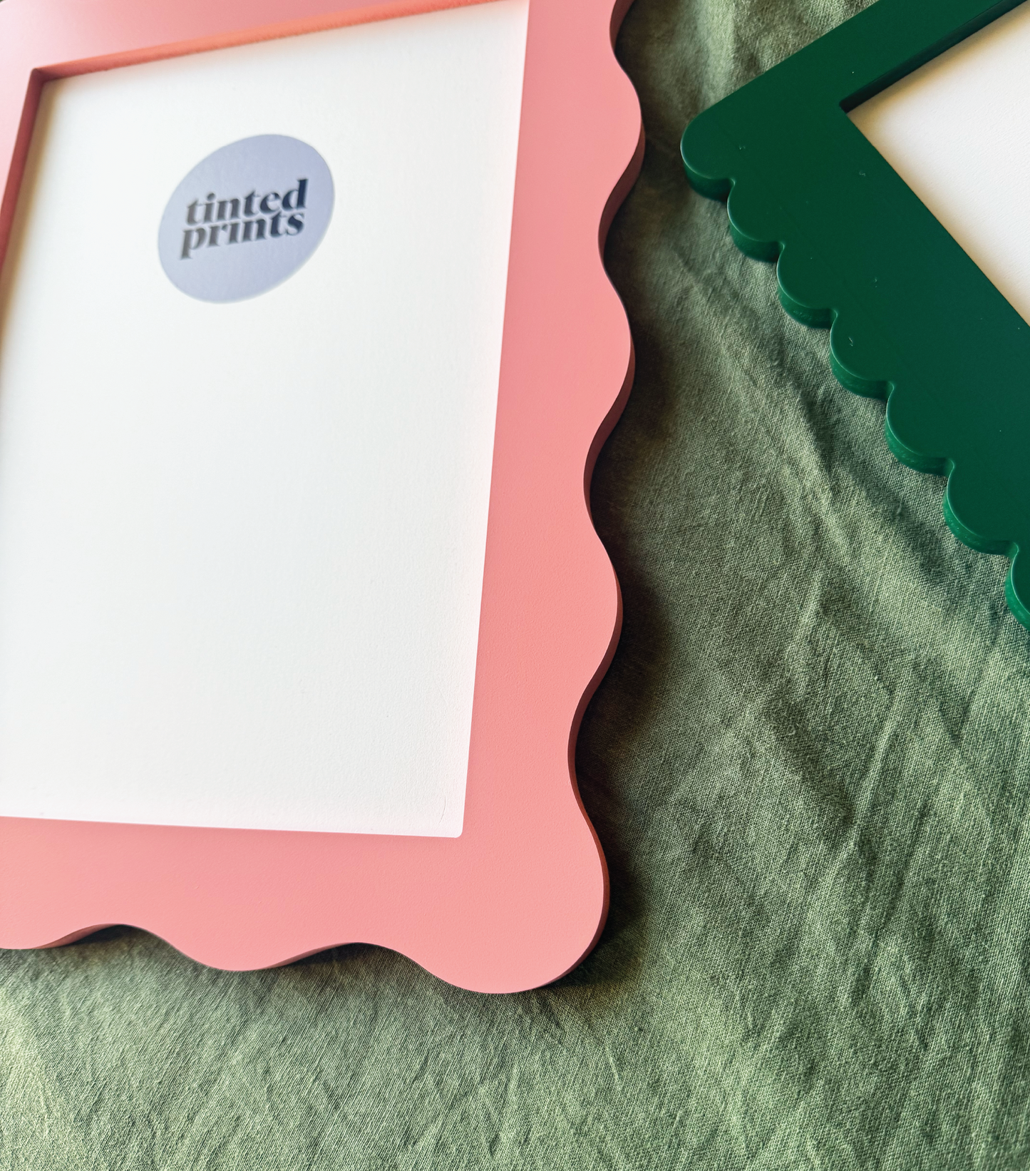 A4 Dusty Pink Wavy Frame